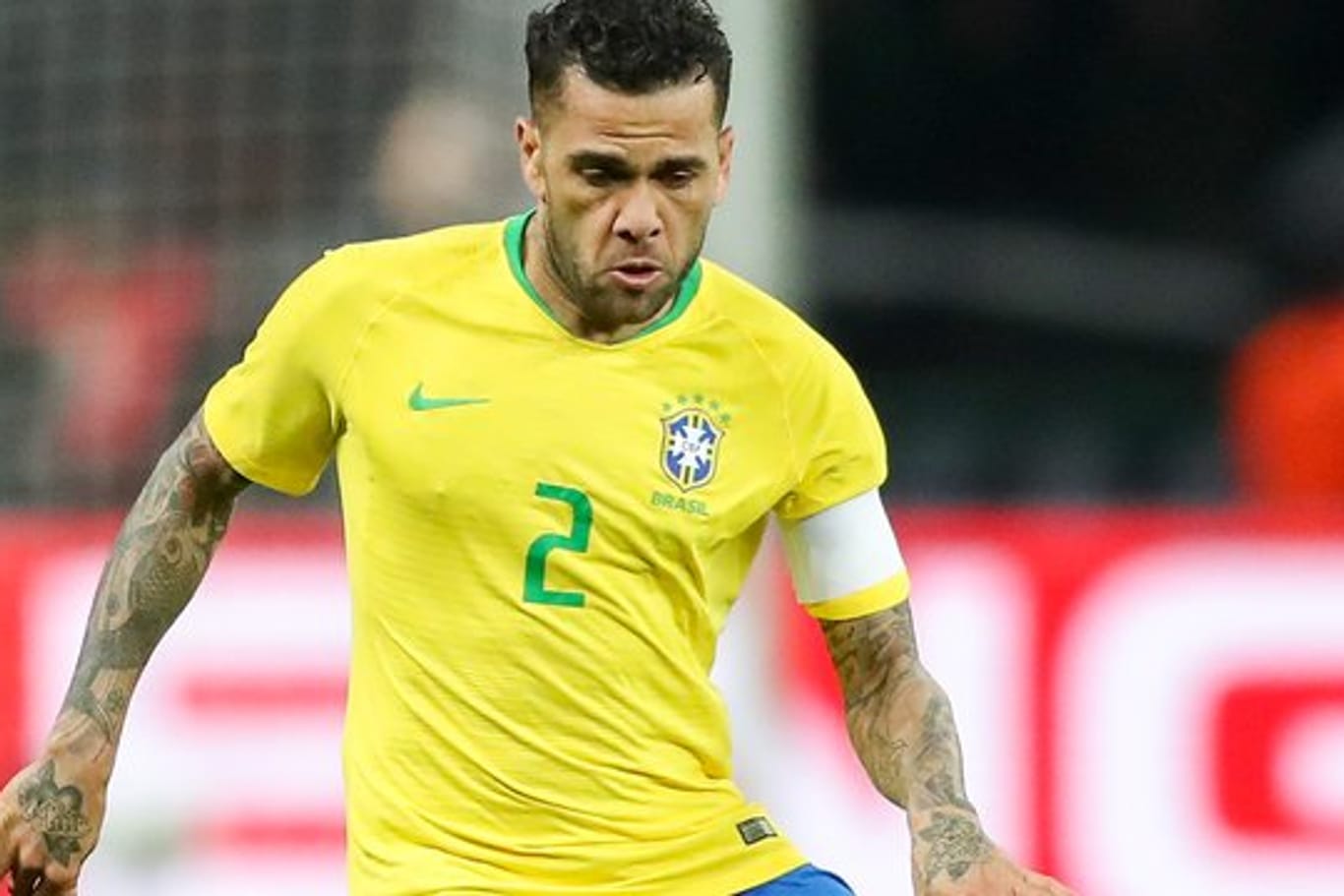 Trägt wieder die Kapitänsbinde der brasilianischen Nationalmannschaft: Dani Alves.