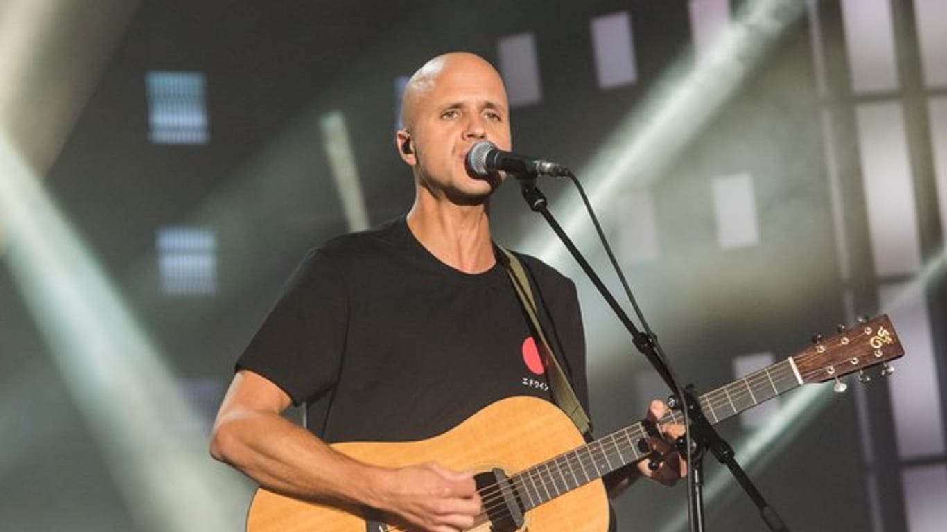 Der belgische Songwriter Milow beim Public Viewing zum ESC 2019 in hamburg.