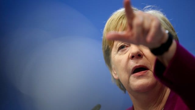 Bundeskanzlerin Merkel ist Medienberichten, wonach sie Zweifel an der Eignung von Kramp-Karrenbauer als mögliche Nachfolgerin im Kanzleramt habe, entgegengetreten.