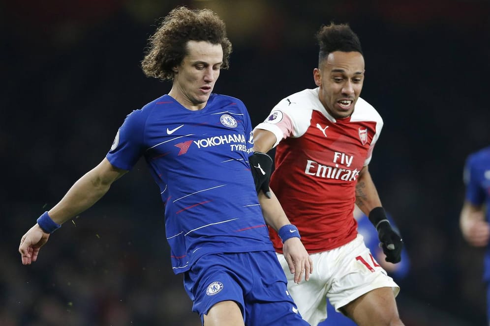 Kämpfen um die Europa-League-Trophäe: Chelsea mit David Luiz (l.) und Arsenal mit Pierre-Emerick Aubameyang.