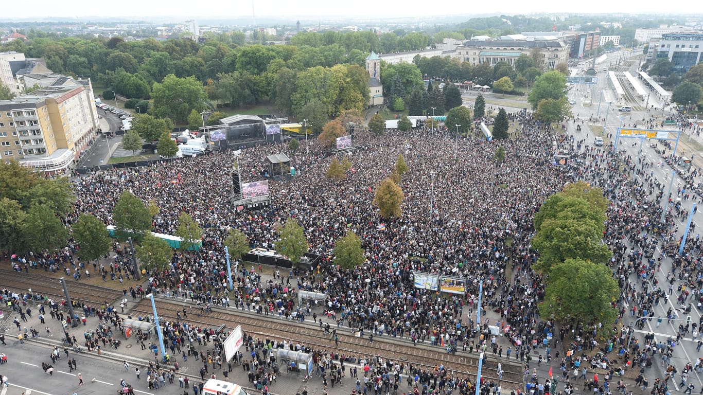 Chemnitz plant Fortsetzung des Anti-Rechts-Konzertes #wirsindmehr