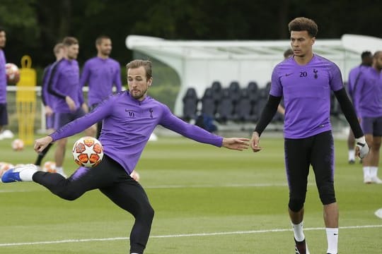 Englische Nationalspieler in Diensten der Spurs: Harry Kane (l) und Dele Alli.