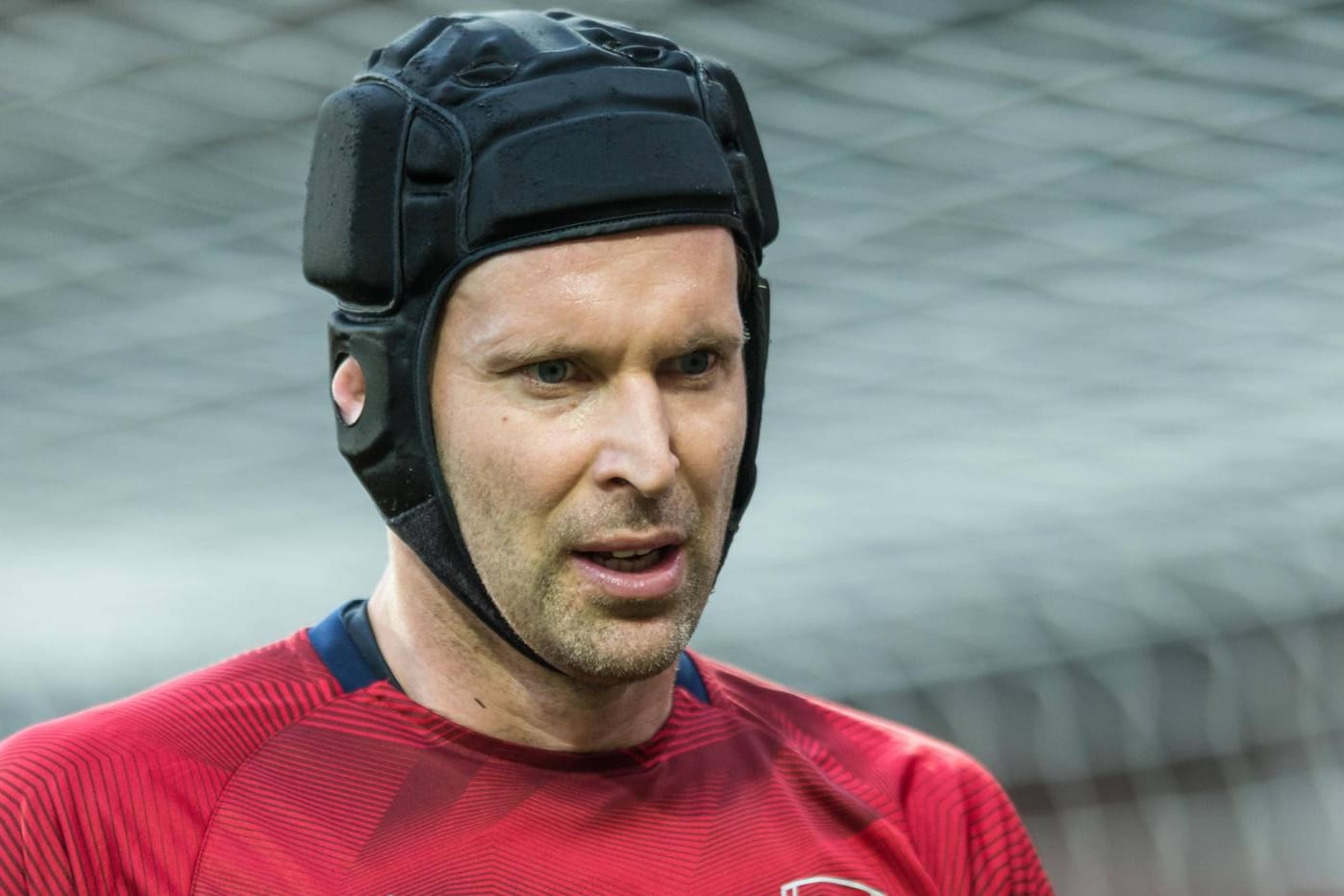 Trug fast 13 Jahren einen Helm beim Fußball: Petr Cech.