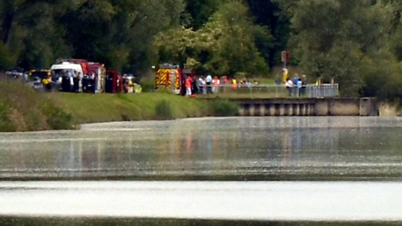 Auf dem Rhein im Elsass kam es zu einem tödlichen Unfall mit einem Schlauchboot.