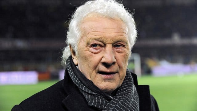 Karl-Heinz Feldkamp hätte sich mehr Rückendeckung für Kovac gewünscht. Karl-Heinz Feldkamp hätte sich mehr Rückendeckung für Kovac gewünscht.