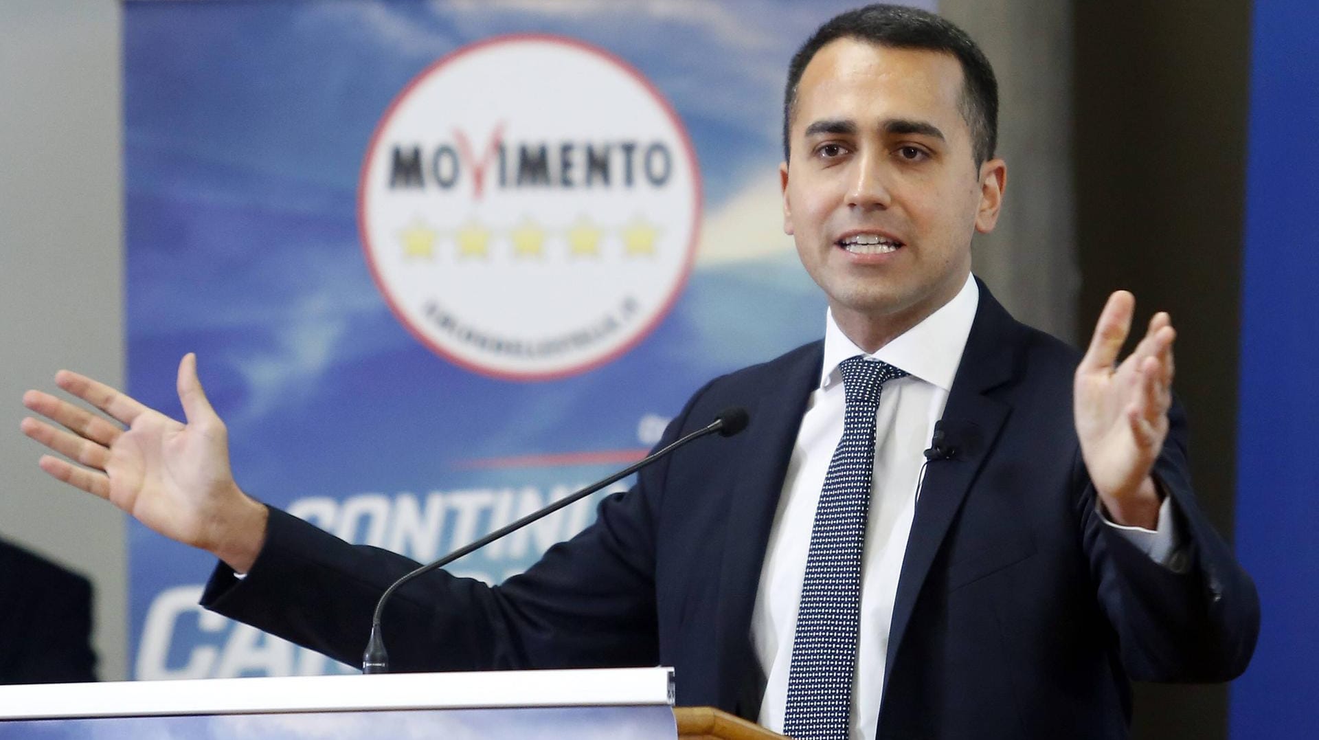 Luigi Di Maio: Der 32-Jährige bleibt Chef der Fünf-Sterne-Bewegung. Luigi Di Maio: Der 32-Jährige bleibt Chef der Fünf-Sterne-Bewegung.