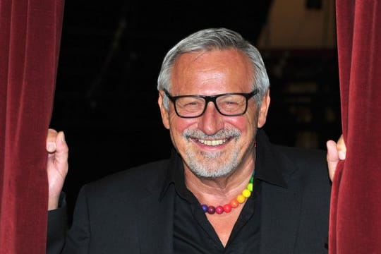 Der Sänger und Liedermacher Konstantin Wecker erfüllt sich einen Wunsch.