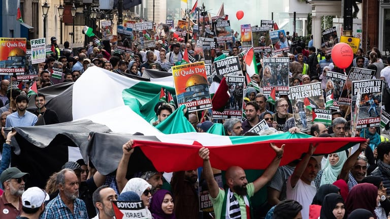 Eine Demo am "Al Quds-Day" in London: Antisemitismus schwingt bei den Protesten sehr oft mit.