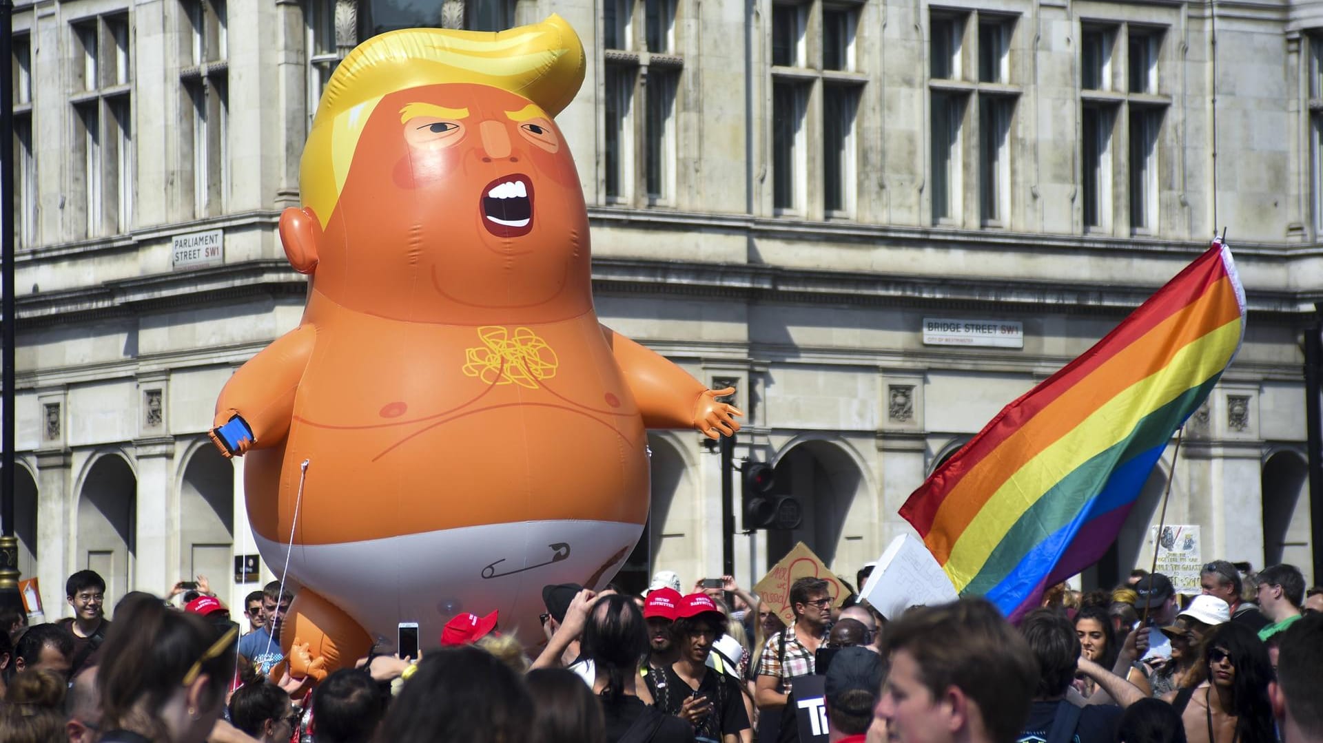 Anti-Trump Proteste in London: Baby-Trump war dabei einer der größten Hingucker.