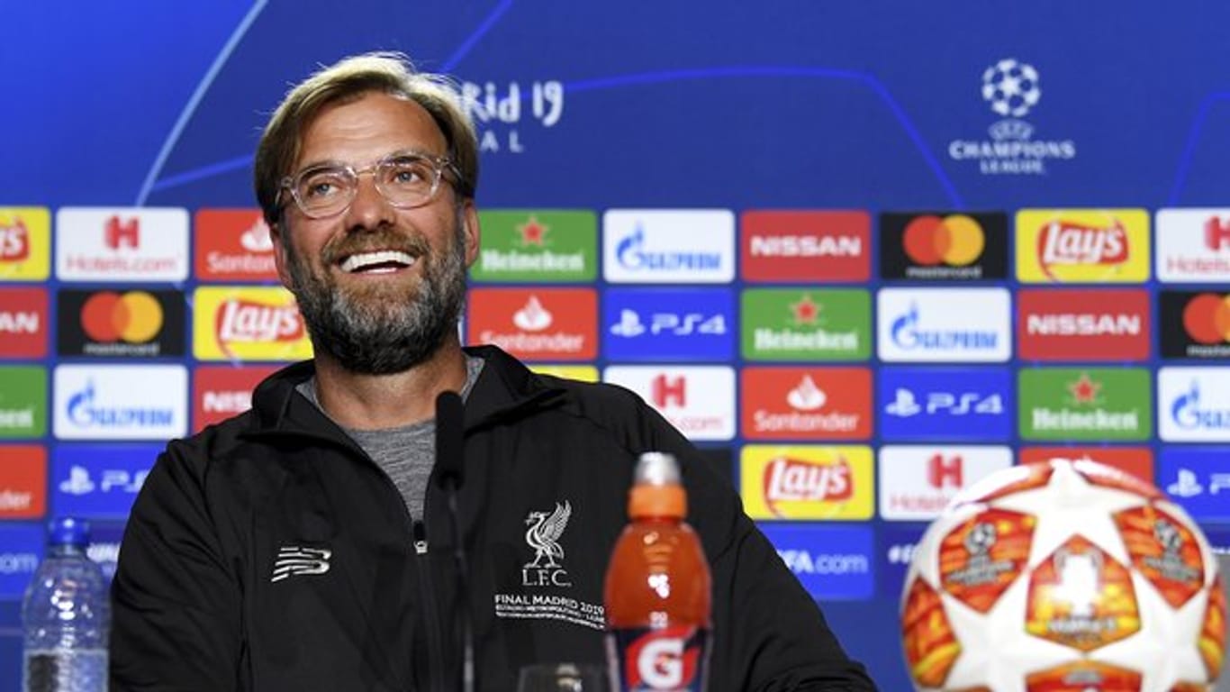 Bester Laune: Liverpool-Coach Jürgen Klopp bei der Pressekonferenz vor dem Champions-League-Finale.