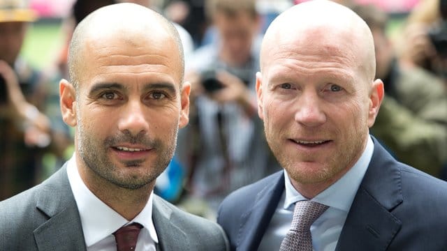 Pep Guardiola (l) und Matthias Sammer arbeiteten beim FC Bayern München zusammen. Pep Guardiola (l) und Matthias Sammer arbeiteten beim FC Bayern München zusammen.
