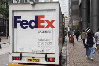 Lieferwagen in Hongkong: Dem US-Unternehmen Fedex droht Ärger mit China.
