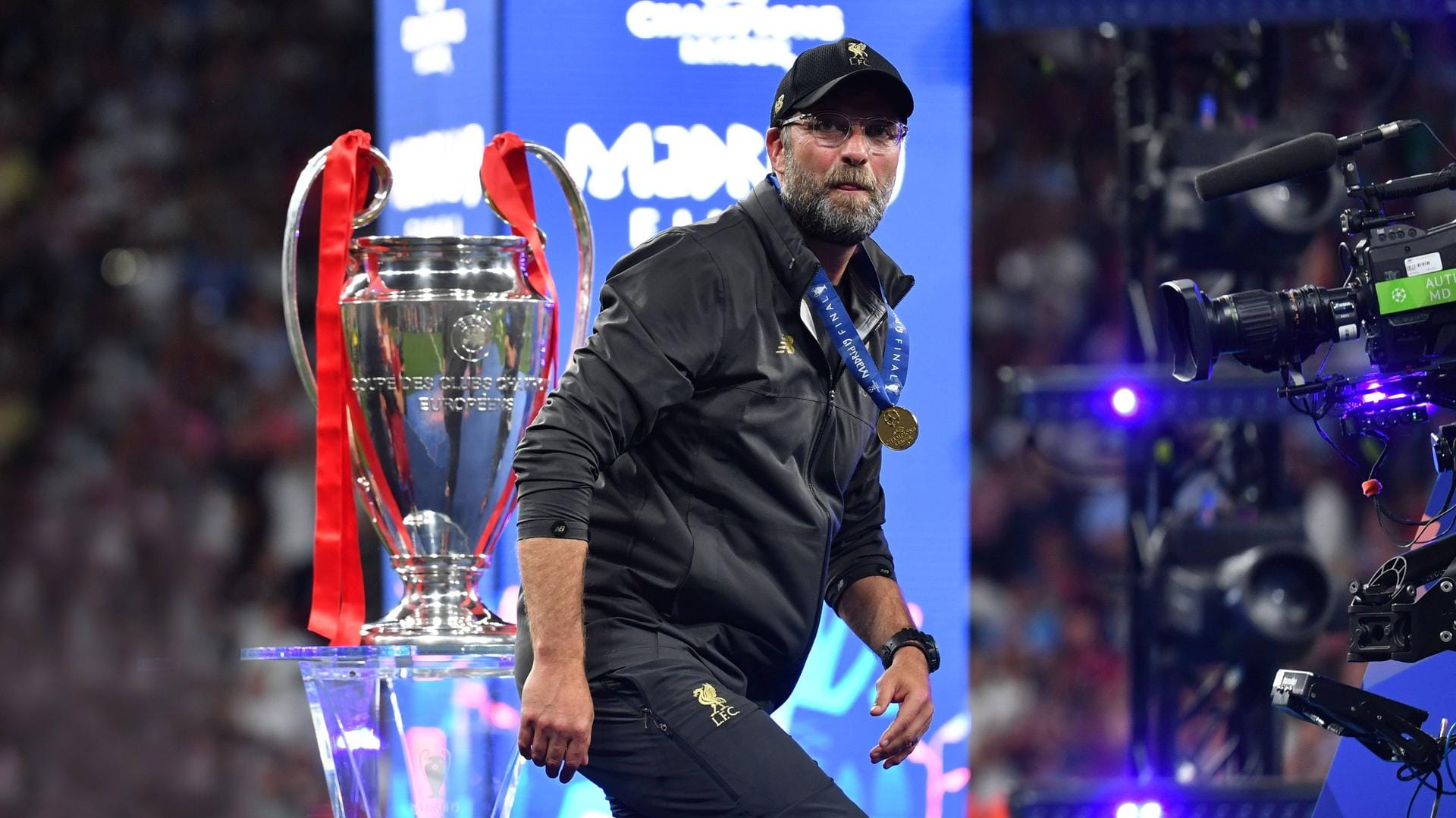 Im dritten Anlauf gewinnt Jürgen Klopp erstmals die Champions League.