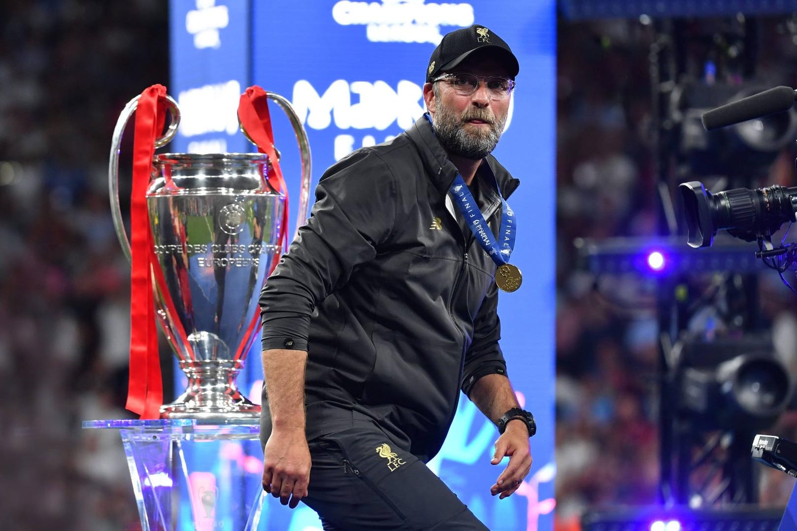 Im dritten Anlauf gewinnt Jürgen Klopp erstmals die Champions League.