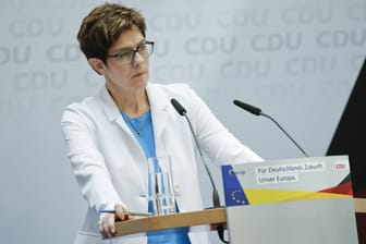 Annegret Kramp-Karrenbauer: Die CDU-Vorsitzende hat in der Emnid-Umfrage schlecht abgeschnitten.