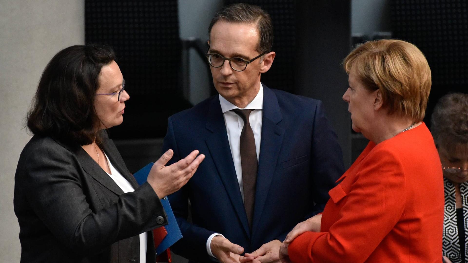 Andrea Nahles, Heiko Maas (beide SPD) und Angela Merkel (CDU): Übersteht die große Koalition das Beben in der SPD-Führung?