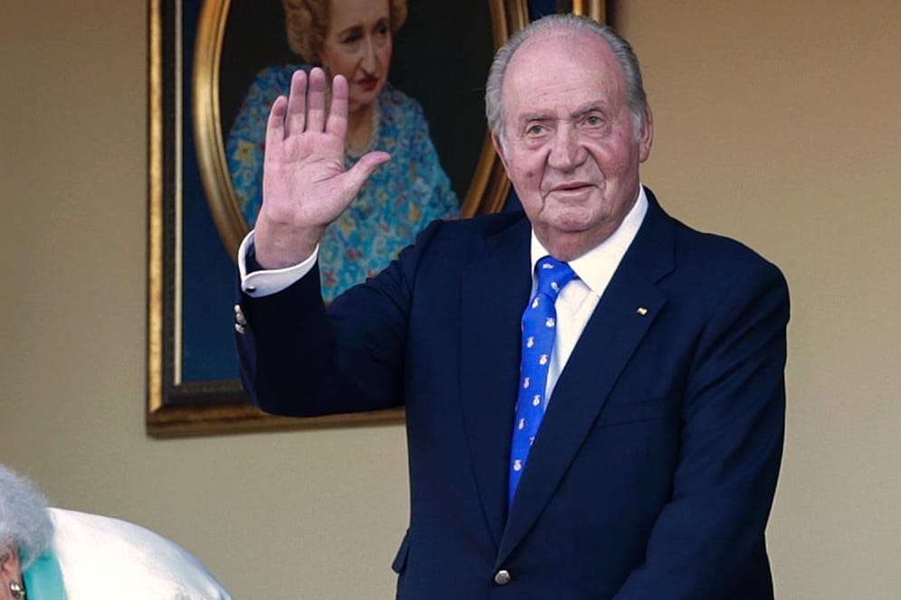 Juan Carlos von Spanien: Zum Abschied winkt er noch mal.