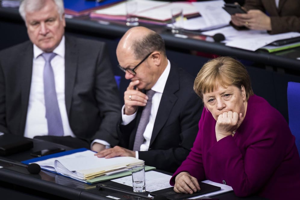 Angela Merkel, Olaf Scholz und Horst Seehofer: Die Bundesregierung wackelt nach dem Rücktritt von SPD-Chefin Nahles.