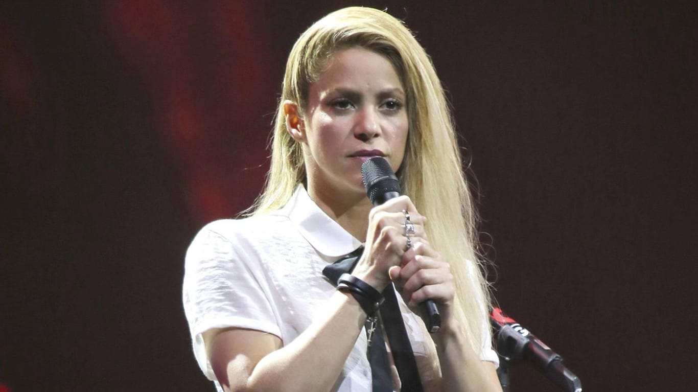 Popstar Shakira: Im letzten Jahr hat die spanische Staatsanwaltschaft Klage gegen die Sängerin eingereicht. Jetzt muss sie sich wegen Steuerhinterziehung vor Gericht verantworten.