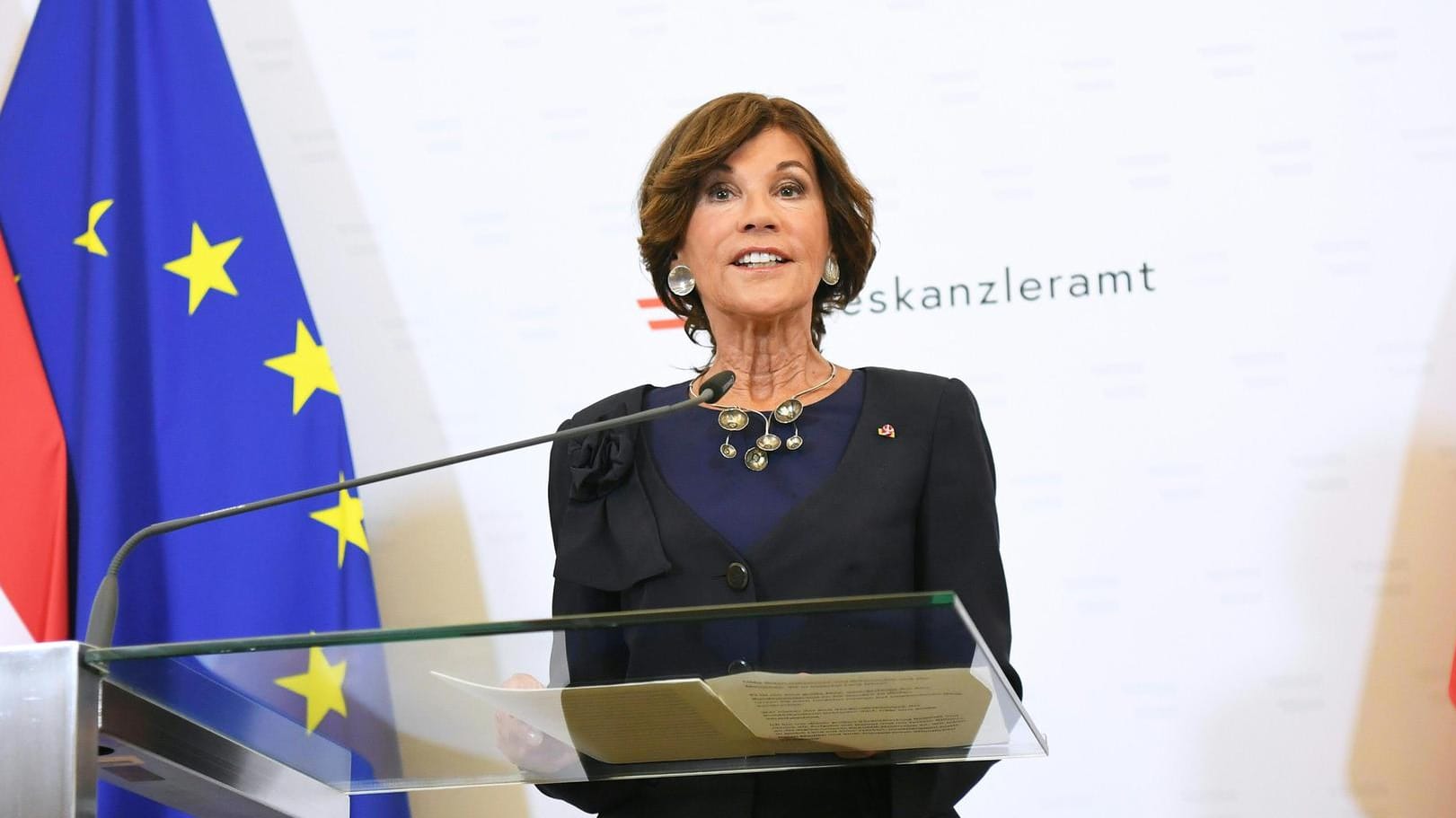 Führt das Expertenkabinett an: Österreichs Kanzlerin Brigitte Bierlein.