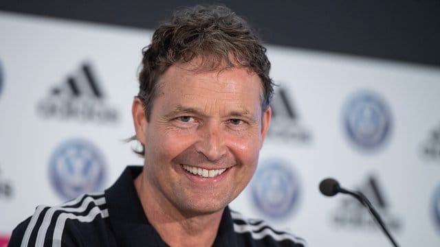 Bereitet in Vertretung von Bundestrainer Löw das DFB-Team auf die Spiele gegen Weißrussland und Estland vor: Co-Trainer Marcus Sorg. Bereitet in Vertretung von Bundestrainer Löw das DFB-Team auf die Spiele gegen Weißrussland und Estland vor: Co-Trainer Marcus Sorg.