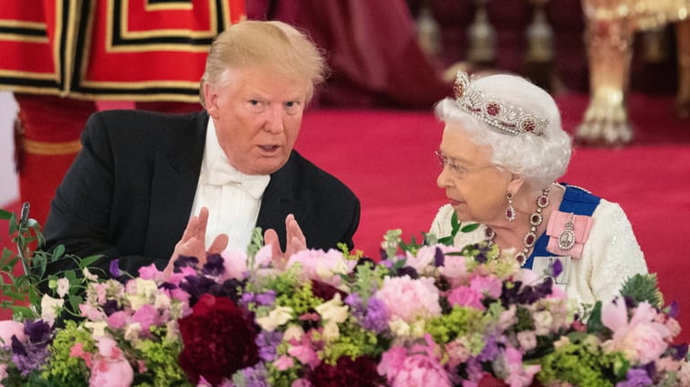 Donald Trump und Queen Elizabeth II.: Die Königin richtete ein Staatsbankett für den US-Präsidenten aus.