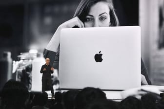 Tim Cook, CEO von Apple, spricht auf der Apple-Entwicklerkonferenz WWDC.