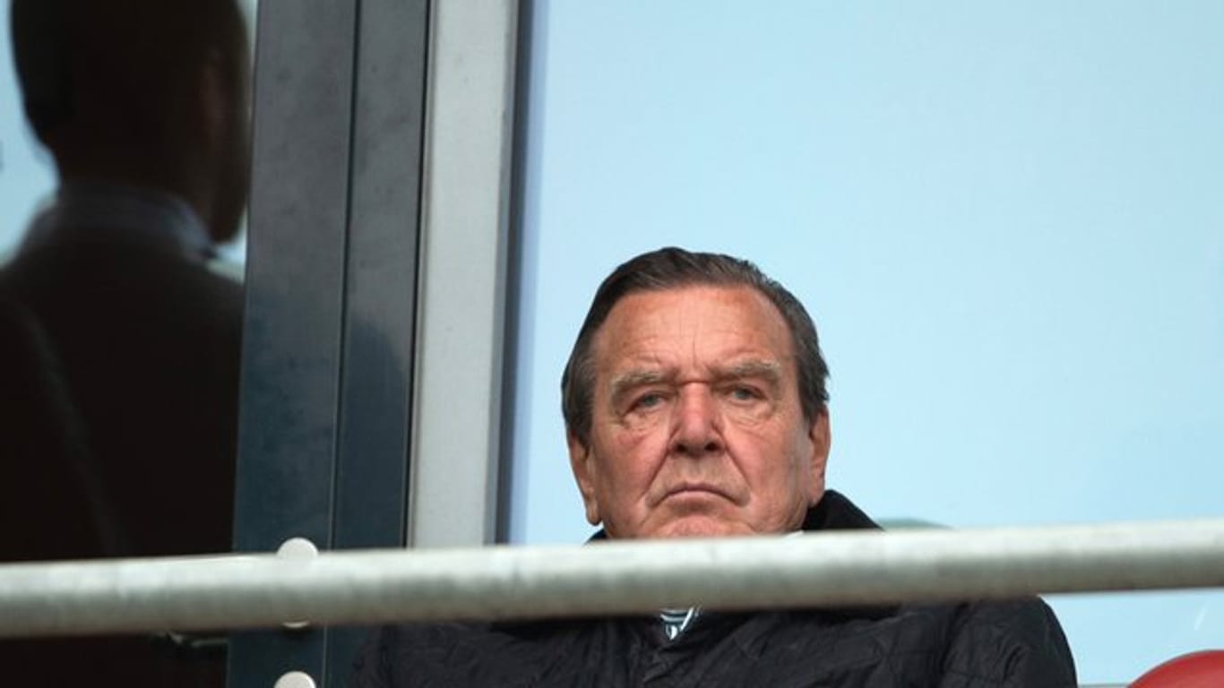 Gerhard Schröder hört als Aufsichtsratsvorsitzender von Hannover 96 auf.