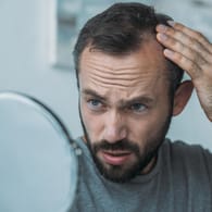 Haarausfall sorgt bei vielen Männern für Frustration. Eine neue Methode aus Japan soll helfen.