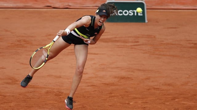 Johanna Konta zog in Paris ins Halbfinale ein.