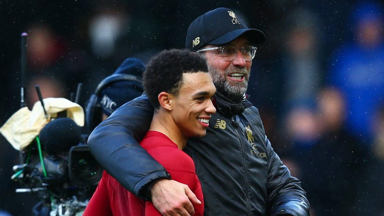 Zusammen ganz oben: Klopp und der 20-jährige Alexander-Arnold.