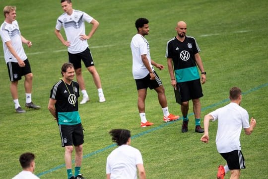 Assistenztrainer Marcus Sorg leitete in Venlo das DFB-Training.