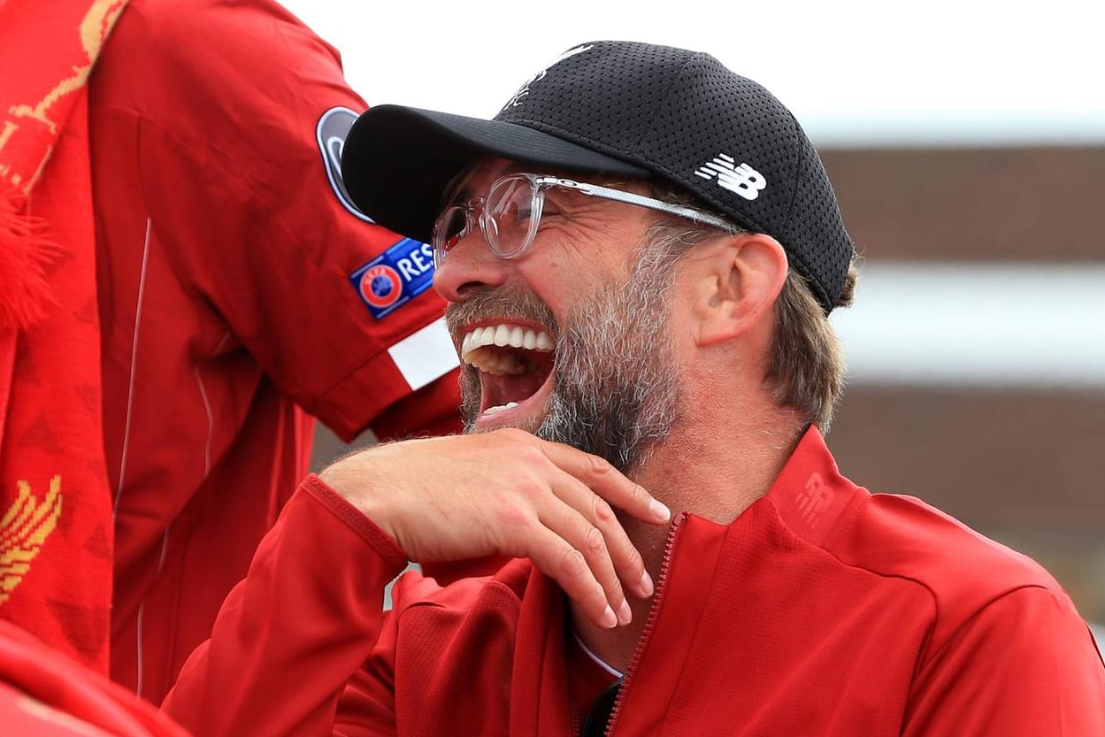 Ein lachender Jürgen Klopp: Der Liverpool-Trainer ließ Finalgegner Tottenham im Trainingslager simulieren.