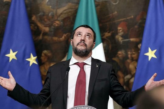 Italiens Vize-Premier Matteo Salvini hat einen möglichen Bruch der Defizit-Regeln ins Spiel gebracht.