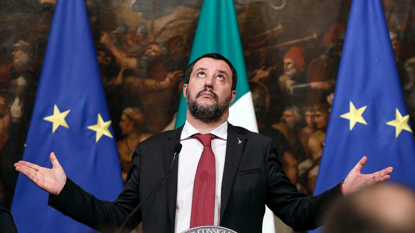 Der italienische Innenminister Matteo Salvini: Die Regierungskoalition aus Rechten und Populisten befindet sich in einem Dauerstreit.