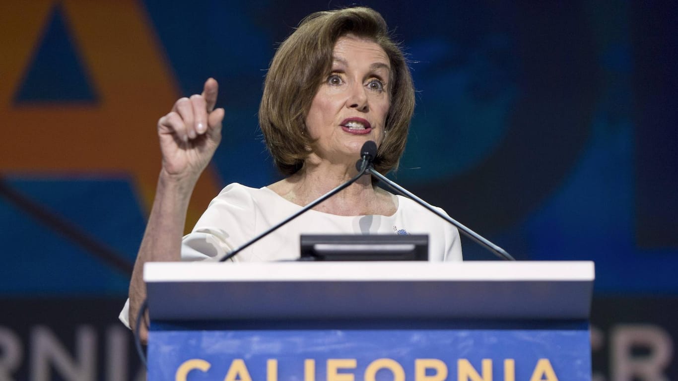 Nancy Pelosi: Die Chefin der Demokraten im Repräsentantenhaus will jungen Einwanderern in den USA mehr Chancen bieten.