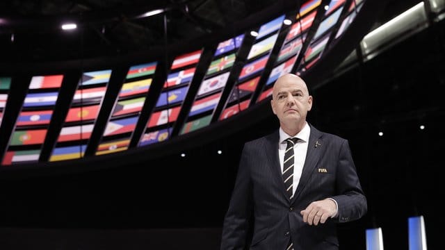 FIFA-Präsident Gianni Infantino ist gegen eine Reform der Champions League. FIFA-Präsident Gianni Infantino ist gegen eine Reform der Champions League.