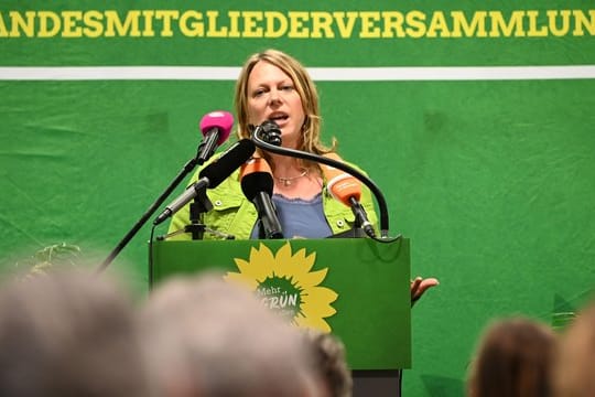 "Die größte Übereinstimmung gibt es bei Rot-Grün-Rot", sagte Spitzenkandidatin Maike Schaefer.