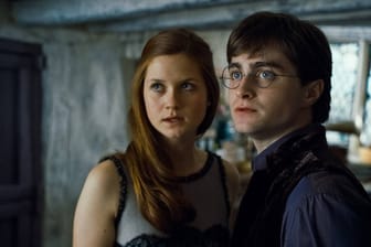 Ginny Weasley (Bonnie Wright) und Harry Potter (Daniel Radcliffe): Die beiden spielten in den Fantasyfilmen am Ende ein Liebespaar.
