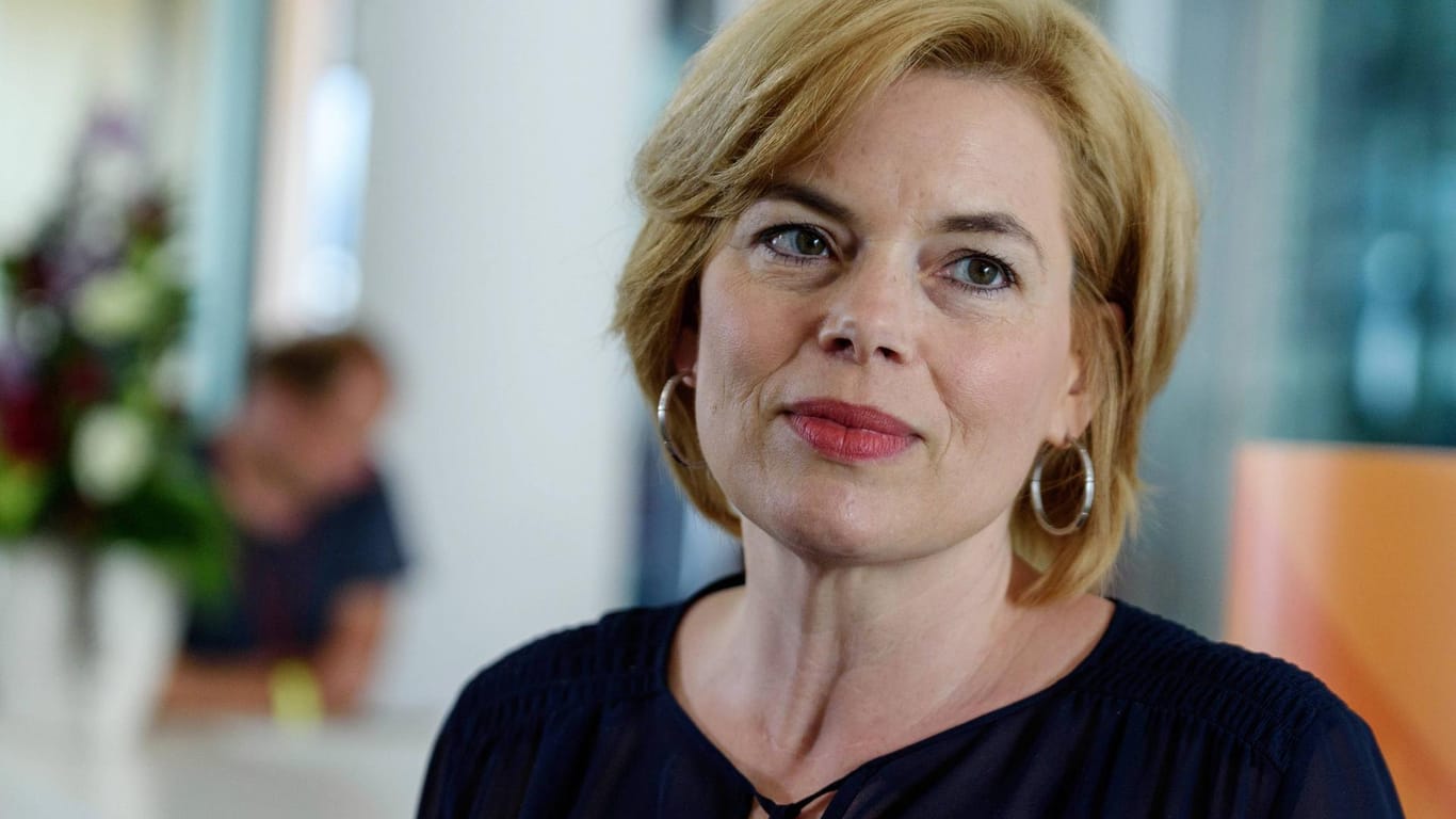Julia Klöckner (CDU): In einem gemeinsamen Video lobte die Ministerin den umstrittenen Lebensmittel-Giganten Nestlé.