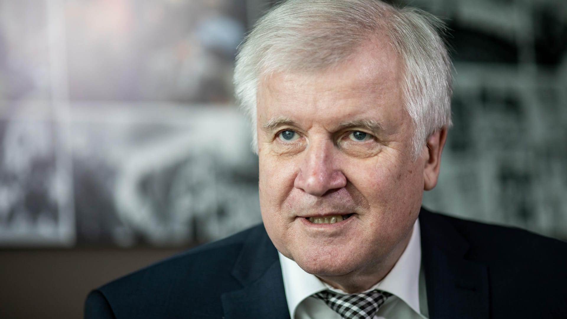 Horst Seehofer: Deutschlands Innenminister war zu Gast beim Eröffnungstag des Berliner Kongresses für wehrhafte Demokratie.