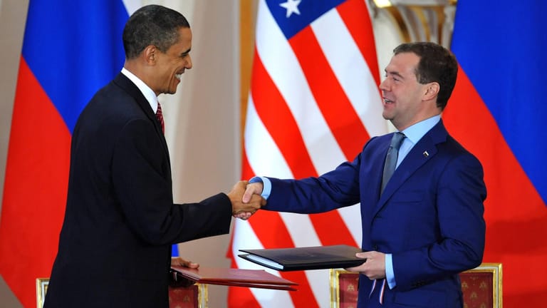 Obama und Medwedew bei Unterzeichnung des New-Start-Vertrags im April 2010.