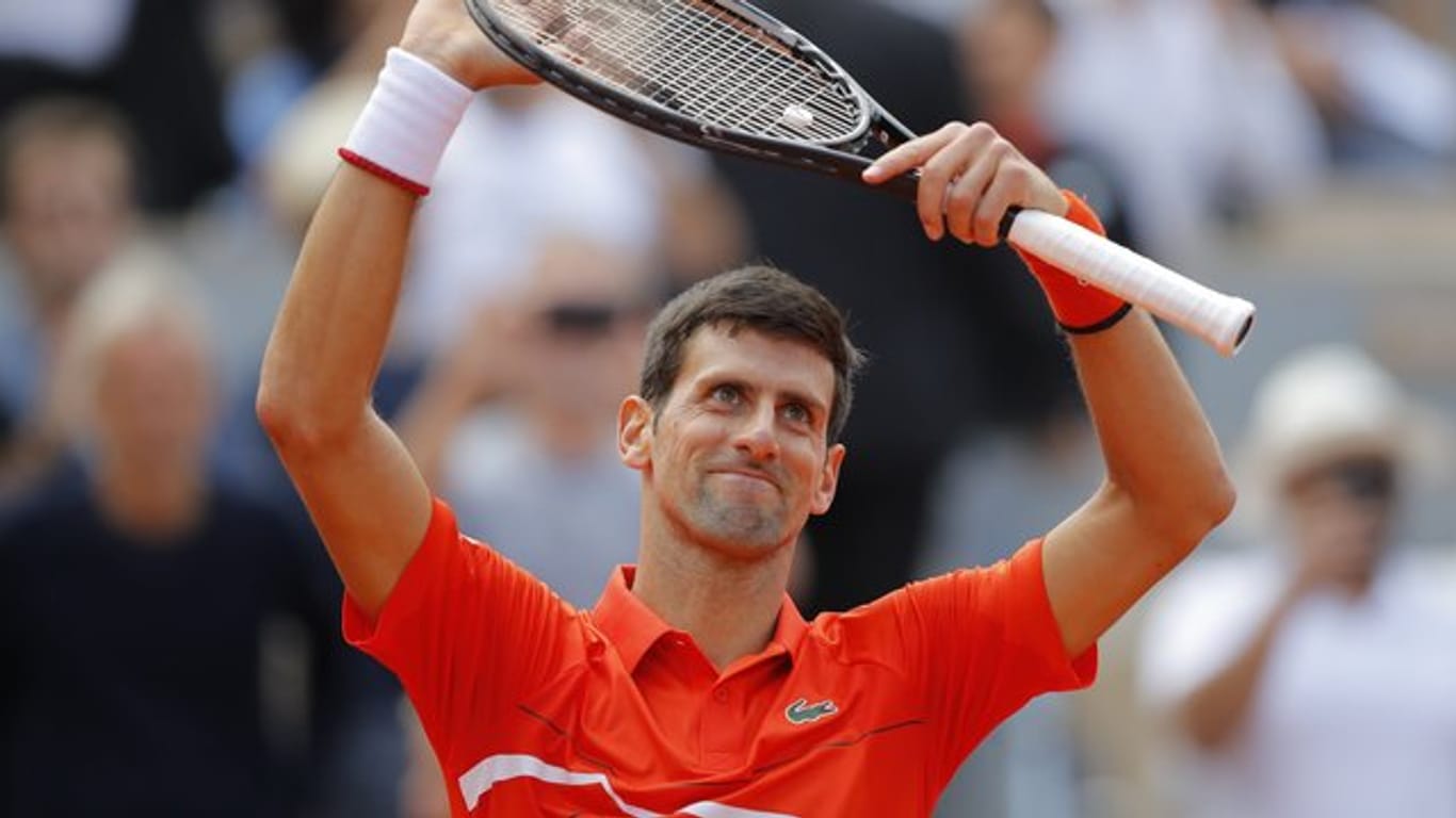 Zverev-Bezwinger Novak Djokovic bekommt es im Paris-Halbfinale mit Dominic Thiem zu tun.
