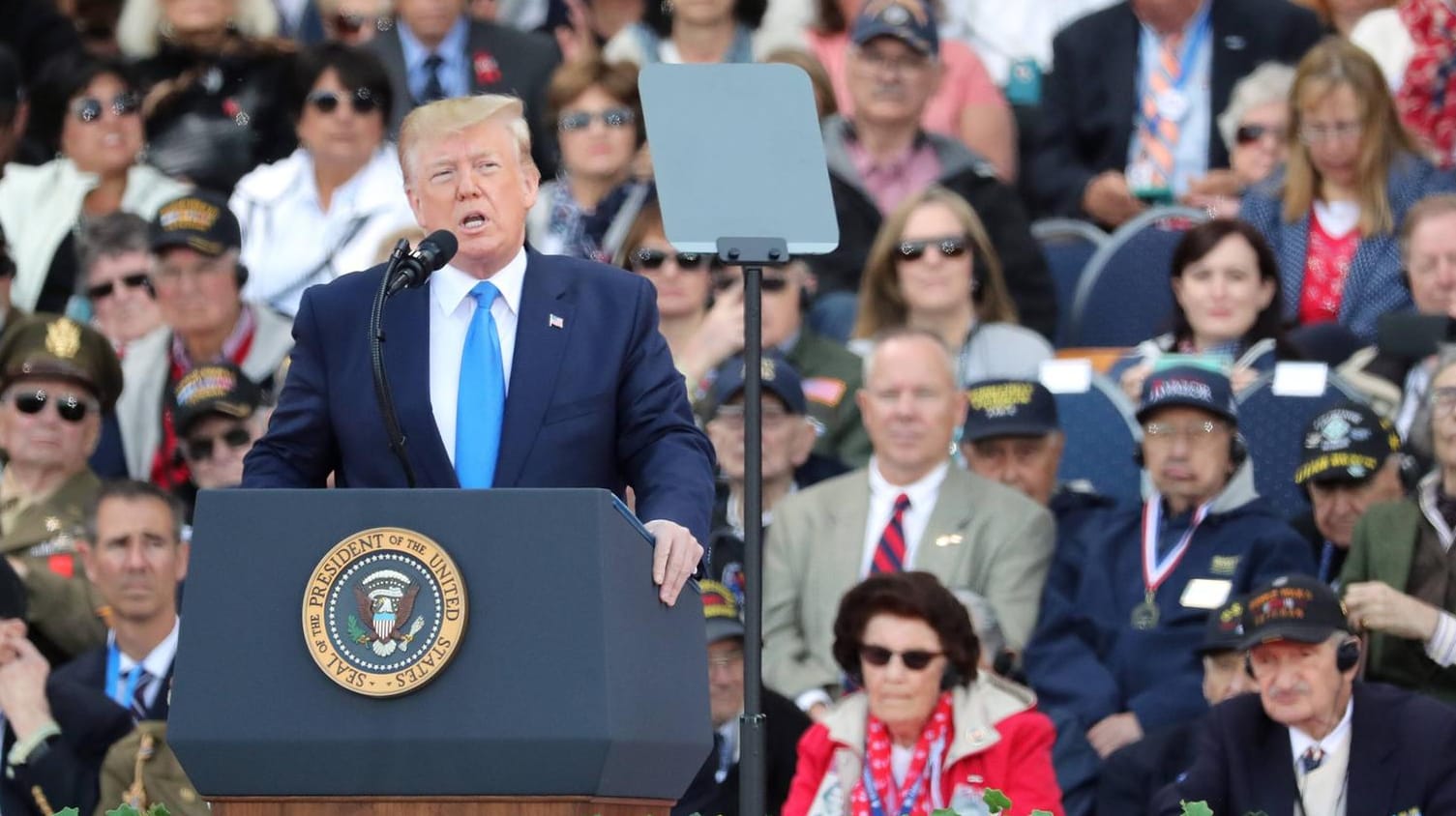 US-Präsident Trump bei der Gedenkfeier zum 75. Jahrestag des D-Days in der Normandie: Nachdem Trump eine Militärparade in Frankreich gesehen hat, war sein Plan, auch eine Militärparade in Washington am Nationalfeiertag zu veranstalten.