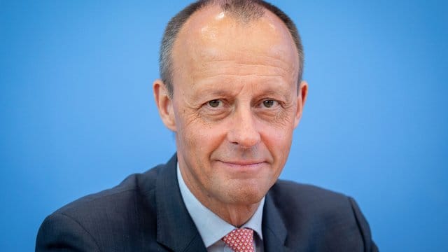 Der frühere Unionsfraktionschef Friedrich Merz war bei der Wahl zum Parteivorsitz knapp Annegret Kramp-Karrenbauer unterlegen.