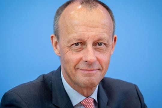 Der frühere Unionsfraktionschef Friedrich Merz war bei der Wahl zum Parteivorsitz knapp Annegret Kramp-Karrenbauer unterlegen.