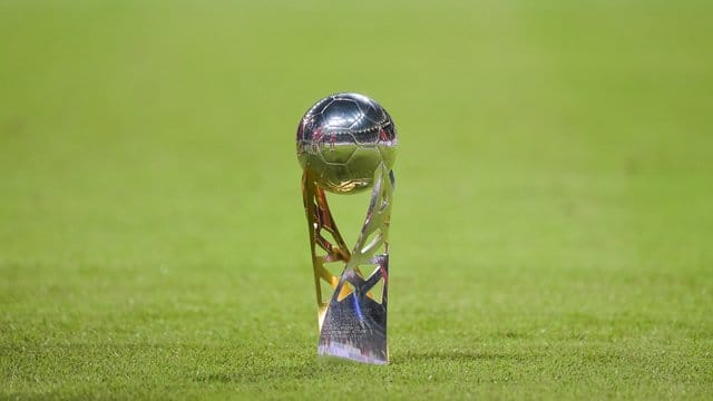 Borussia Dortmund und der FC Bayern München spielen am 3. Borussia Dortmund und der FC Bayern München spielen am 3.