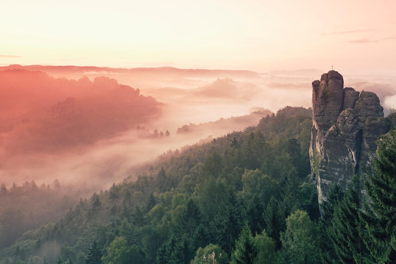 Elbsandsteingebirge: Die Felsformationen sind besonders bei Sonnenauf- und untergang spektakulär.