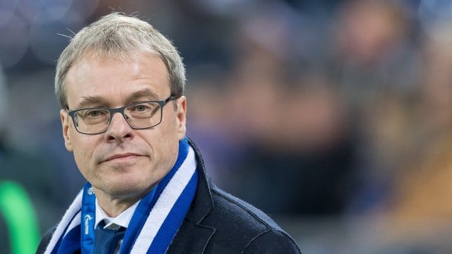 Hält nicht viel von der Königsklassen-Reform: Schalke-Finanzvorstand Peter Peters.