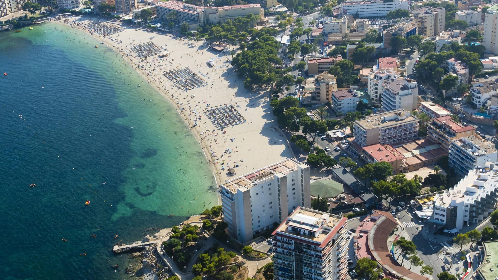 Der Strand in Palma de Mallorca. (Symbolbild)